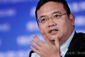 净值曲线“大俯冲”，但斌“接飞刀”？