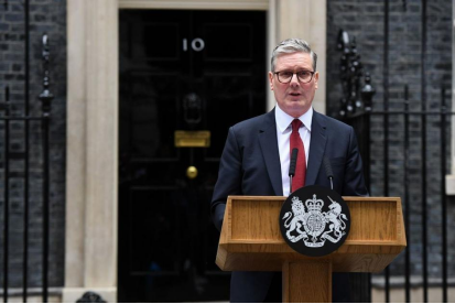 外媒：拜登与斯塔默通 *** ，祝贺他被任命为英国首相  第1张