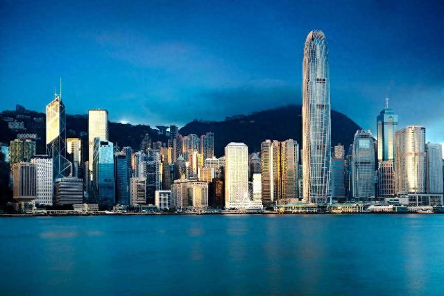 投资收入超千亿港元 香港外汇基金表现亮眼  第1张