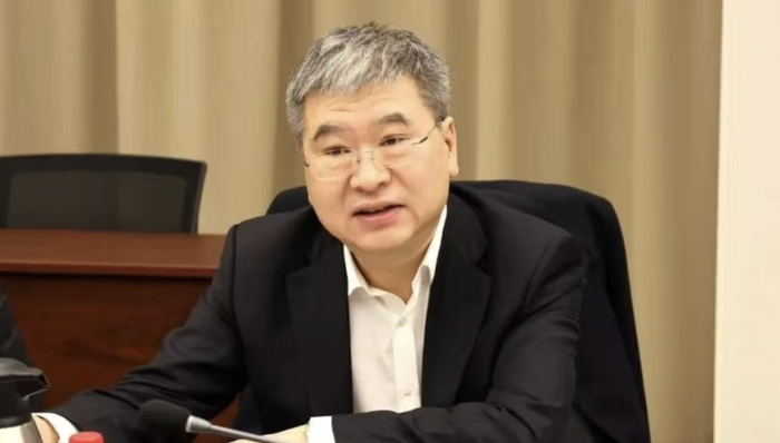 中国一重集团副总经理陆文俊被查，曾因信息披露违规被监管警示  第1张